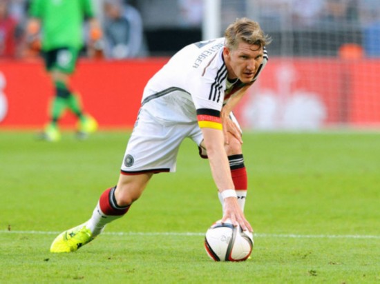 中场与锋线 中场与锋线