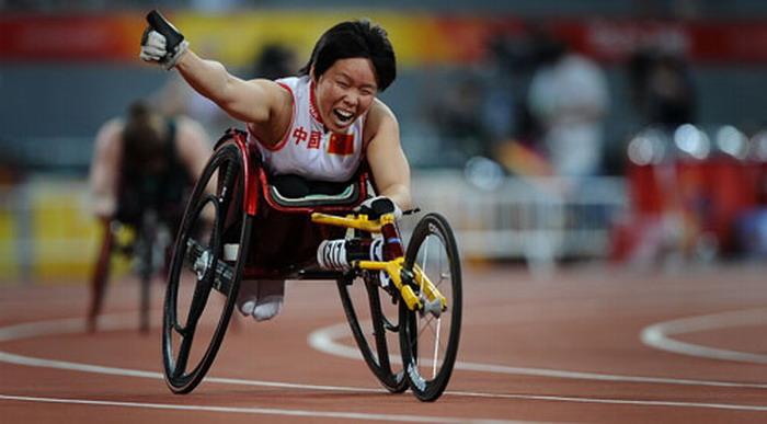 能够帮助他 能够帮助他