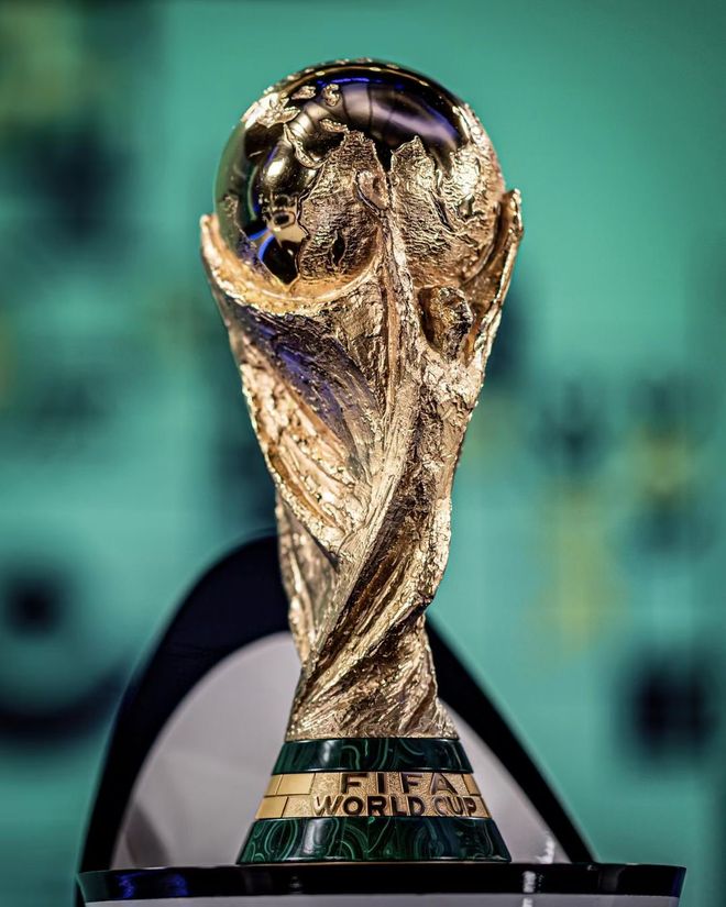 才踢2年 才踢2年