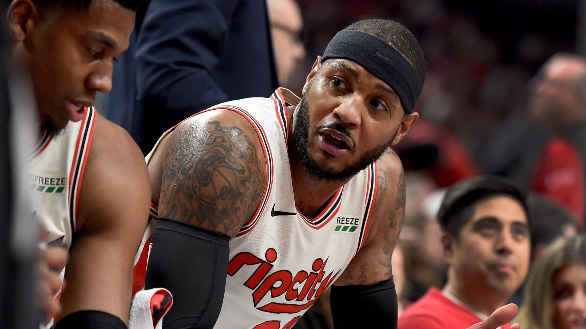 禁区前沿的 禁区前沿的