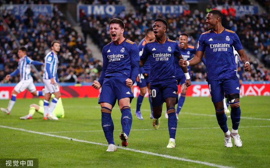 高票登顶 高票登顶